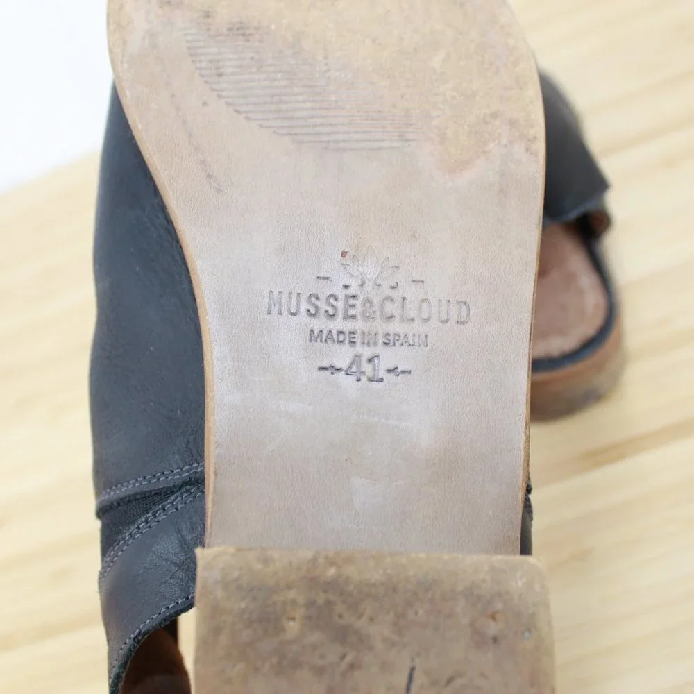 Musse & Cloud Ciara Black Leather Ankle Open Toe Booties Size 10 / 40 - Picture 8 of 9